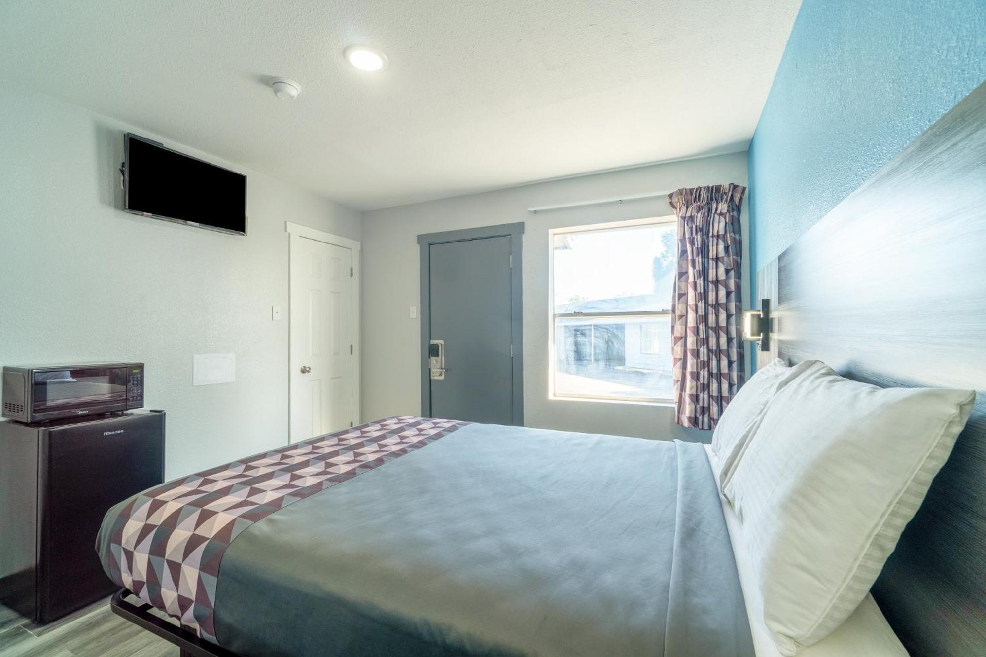 Royal Inn By Oyo Stephenville Exterior photo